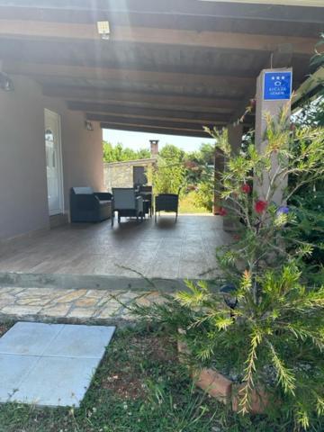 Holiday Home Lavanda Pola Esterno foto